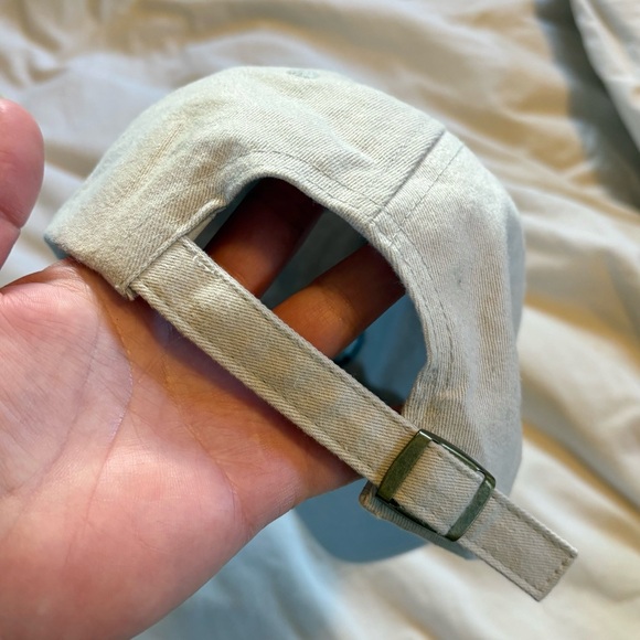 NWOT Grey BMW Cap with Metal Slider Closer 100% Cotton - Picture 2 of 3